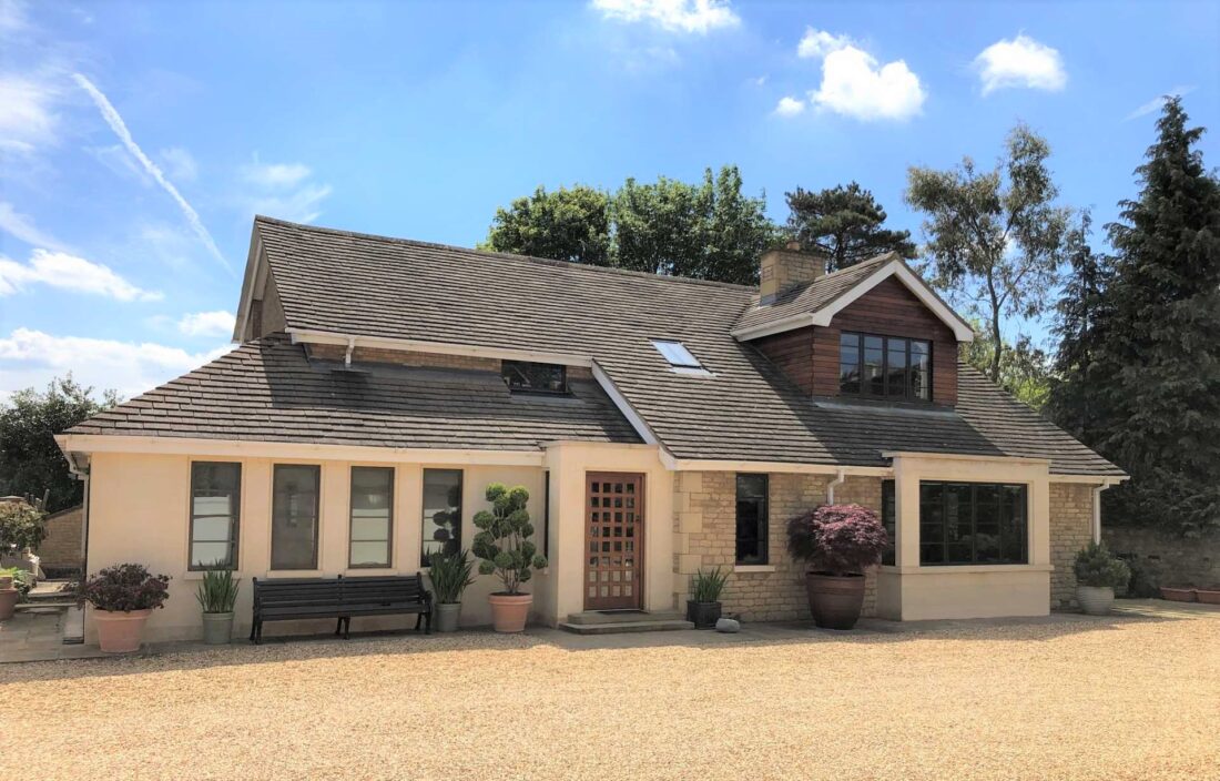 Heritage aluminium glazing in convervation area