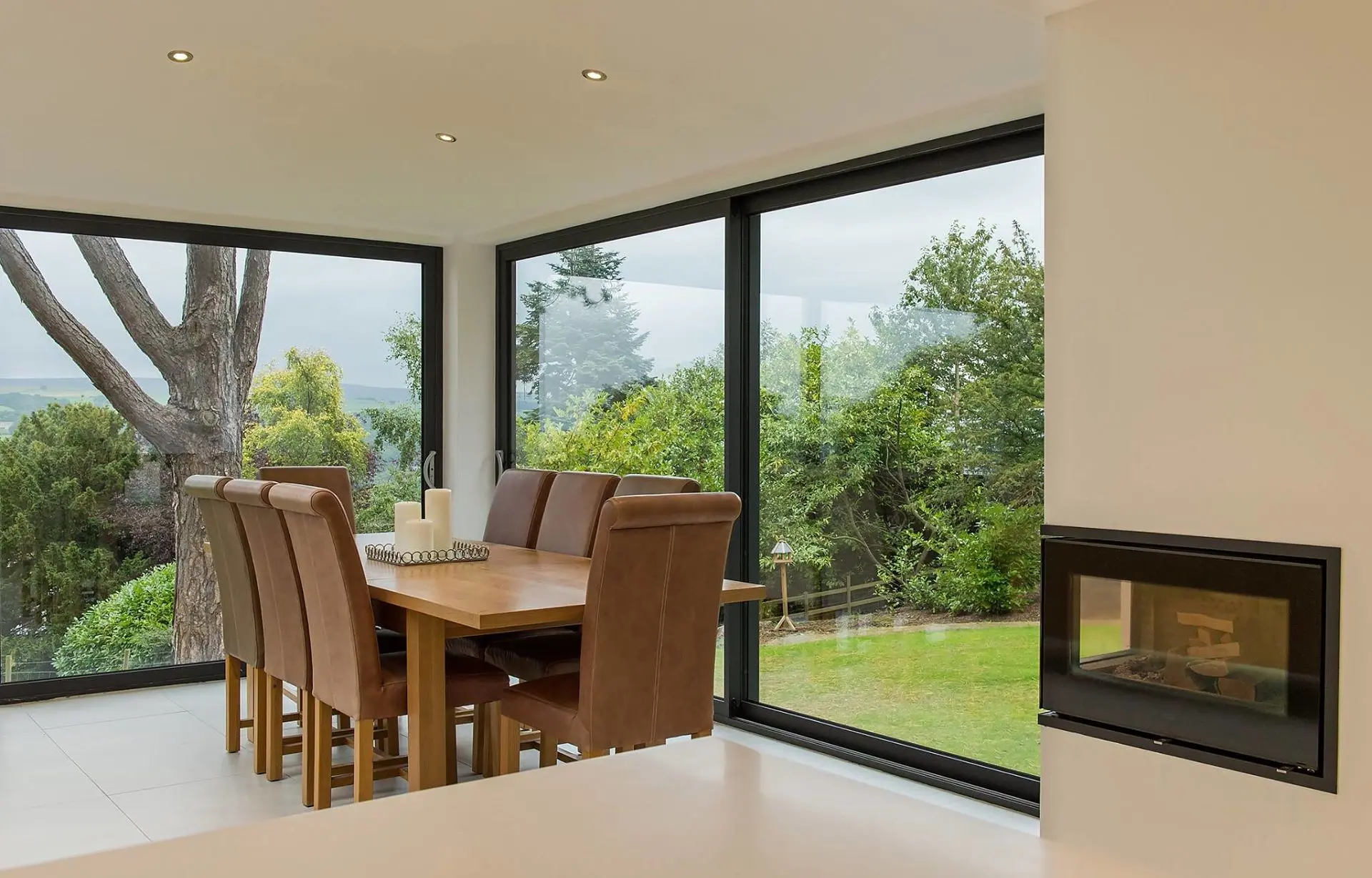 Visoglide Plus Aluminium corner Sliding doors