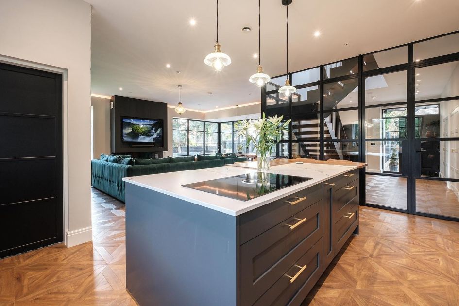 Aluminium Internal Heritage Doors