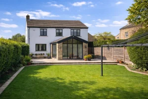 Rich Stevens customer review ''4 years have passed since our entire house was kitted out with new doors and Windows. We chose Marlin after seeing the effort they went through to create a quality product and recieving educated advice what best suited our needs. The choice to go with Marlin pays us back every day. Great advice on what Window type & glass treatment to use, excellent product and build, and good communication. 4 years on, I feel we made the right choice. Recommended''.