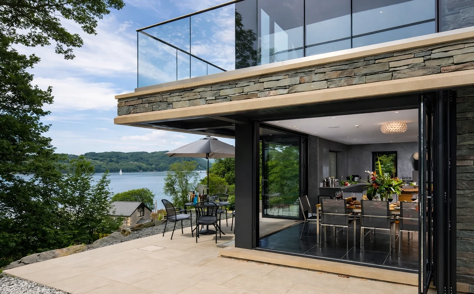 Visofold 1000 Bifolding doors